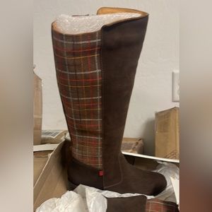 NEW MARC JOSEPH NEW YORK Women's Leather Luxury High Top Riding Boot.